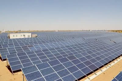 India's Solar Expansion Curbs Coal Reliance Amid Growing Energy Demand